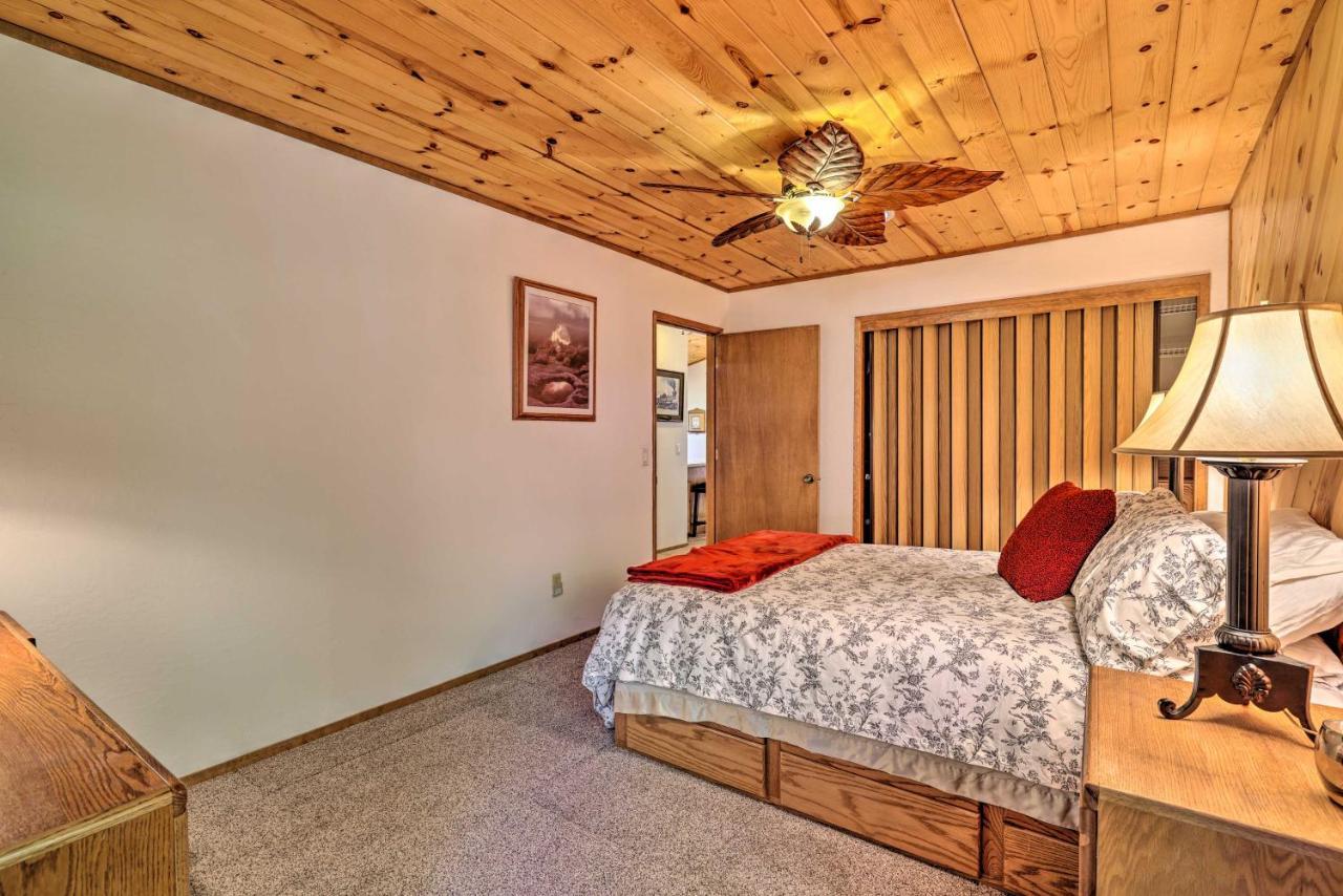 Hébergement de vacances Quiet With Deck And Forest Views! Twain Harte